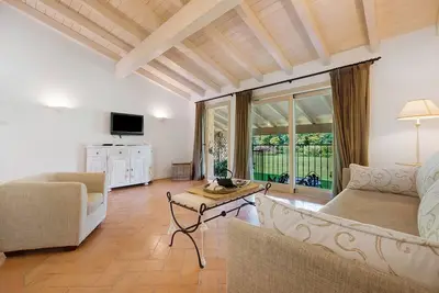 Image de Appartement 'Smeraldo' avec piscine commune, Wi-Fi et climatisation