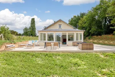 Image de Les Iris - Sept Chambres Maison, Couchages 15