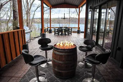 Image de The Barn On Keuka-HotTub-LakeView-WineTrail