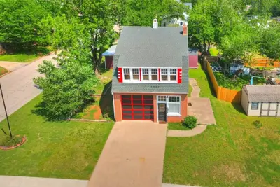 Image de Guthrie`s Historic Firehouse