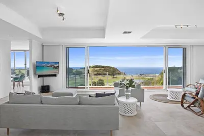 Image de Amazing views, luxury apartment, easy walk to Terrigal Village