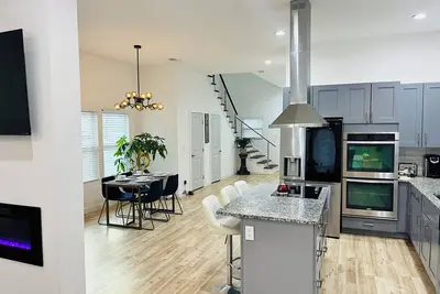 Image de Marvelous 4-bedroom bungalow Near Downtown Atlanta