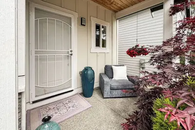 Image de Spacious Family Home in Seattle - 3br, 2. 5ba, A/C & Parking Included.