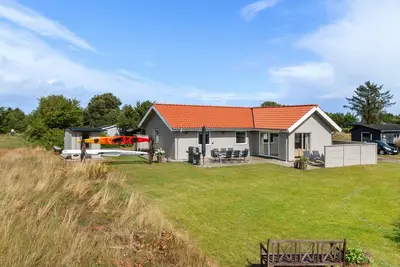 Image de Belle maison à Frederikshavn avec WiFi