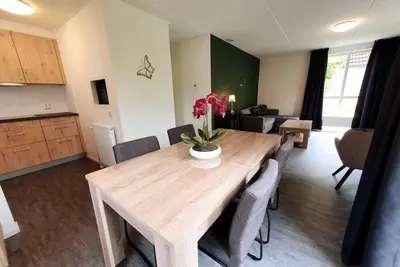 Image de Cottage at recreation park `De Groene Heuvels`