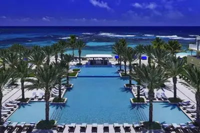 Image de Beautiful 3 bedroom condo located on the Westin Hotel Dawn Beach resort property