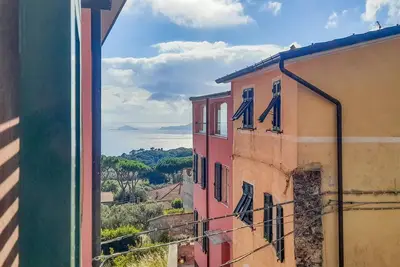 Image de Superbe maison de 3 chambres à Montemarcello