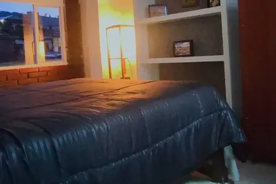 Image de Pleasant 3-bedroom apartment. Business or family stay. 10 minutes from Tm.