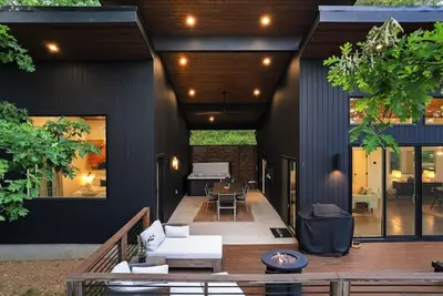 Image de Glass House Asheville | Mountain Views + Hot Tub | Top-Rated Luxe Stay