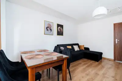 Kochanowskiego Parkside Apartment