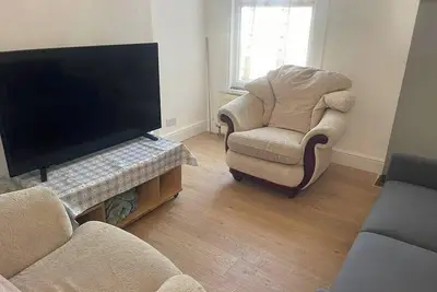 Image de Cosy Croydon Apartment with 2 Bedrooms