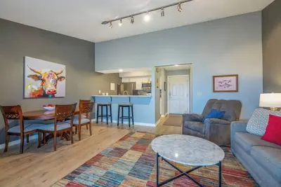 Image de 2 Br/2 Bth Next to clubhouse-3rd Night Free