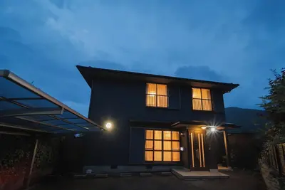 Image de Opening Augast 2025 Yufudake Roten Nanahushi  A private house / Yufu Ōita