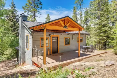 Image de Lake Access, Mtn Views: 'Cooks Cabin' in Kamas!