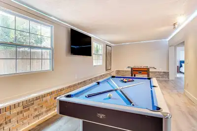 Image de 1 Mi to Florida Gators Stadium: Gainesville Home!