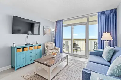 Image de Oceanfront King Bed Condo with Wd Pools Hot Tubs