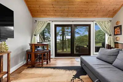 Image de Eagles Court 42 With Wintergreen Advantage