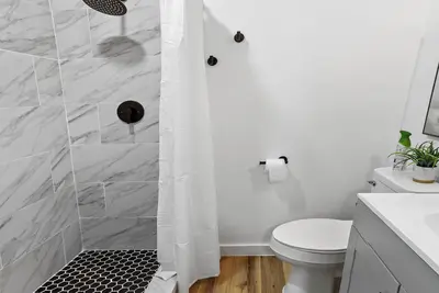 Image de Cut the claustrophobia in hotels, enjoy freedom and quality space.