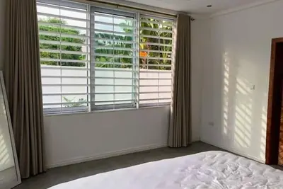 Image de Comfortable house with private pool & lush garden