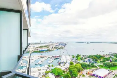 Image de Mvr  Ultra-Lux Studio with Epic Water Views
