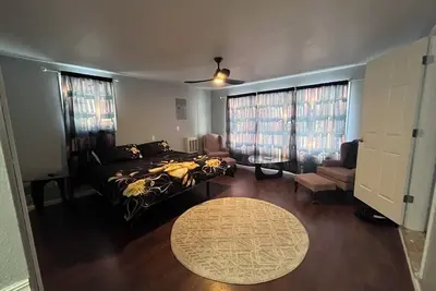 Image de Terrific 3-bedroom house in Harrison