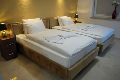 Image de 2-room apartment with balcony for families & fitters No2