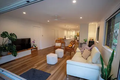 Image de Central Gold Family Retreat - Comfort, and value for your Coast getaway!