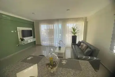 Image de 2 Bdrm 1 Bath Near River and Beach, 3l