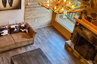 Image de Cottage in Bosques de Monterreal Monte Erze 4br 4Bath Incredible Views