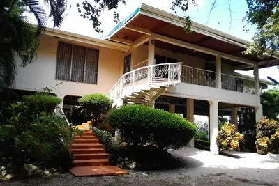 Image de Refugio de las Mariposas, breathtaking ocean views, captivating sunsets, nature.