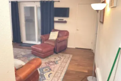 Image de Midway to just about anything you want to see or do!