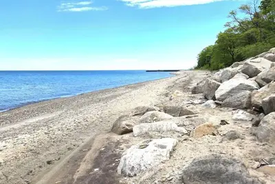 Image de The Red Door Getaway- 4 Bedrooms Private Beach