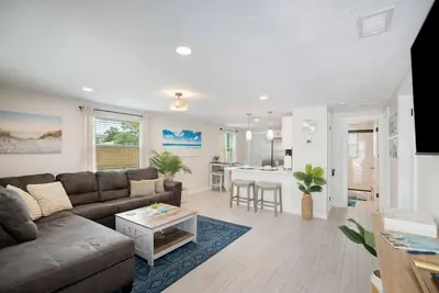 Image de Calm Sea Cottage: New Renovation, Modern 2br