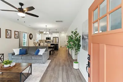 Image de Heart of Cedartown | 0. 3 miles from the Silver Comet Trail