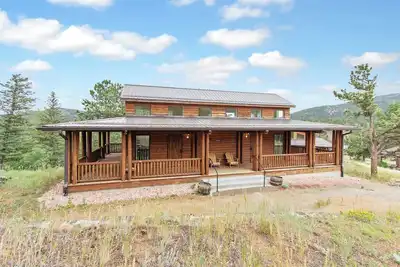 Image de The Hogan Cabin 3 at Pathways Ranch!