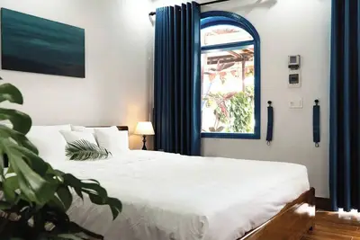 Image de Nguyên căn 4phòng, riêng tư, Full đồ: bếp, lò vi sóng, máy giặt, máy sấy, bàn là. . .