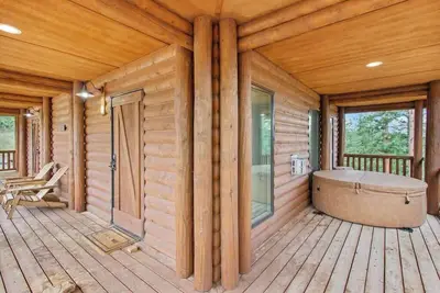 Image de Ute 3 at Pathways Ranch!