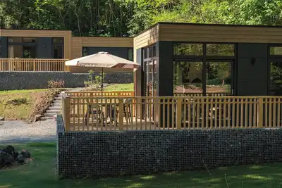 Image de Where luxury and space come together – Mamer Lodge.