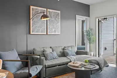 Image de 4br | King Bed | Luxe Amenities | Steele Creek