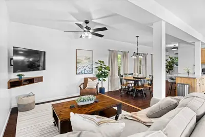 Image de Keuka Lake View, Firepit, Wineries Nearby