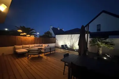 Image de Le bruit des vagues idéalement, située à 10 minutes du centre et de la plage