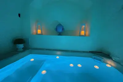 Image de Maison avec voûtes en étoile et tonneaux avec piscine privée à 5min de Gallipoli