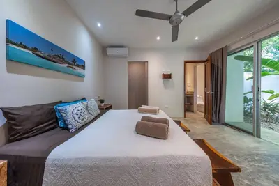 Image de Cuatro Vientos | Close to Shops | Pool | up 12 ppl