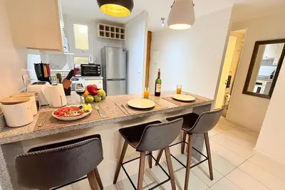 Image de Modern Apartment with Ocean View and Heated Swimming Pool