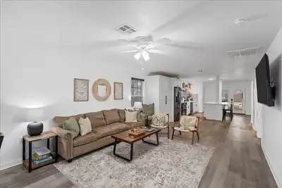 Image de Spacious 5-bedroom house in charming Waco with Ac