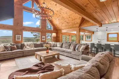 Image de 8br Water View - Hot Tub 6 acres