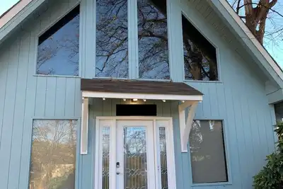 Image de Lovely 3-bedroom house with loft in Burlington