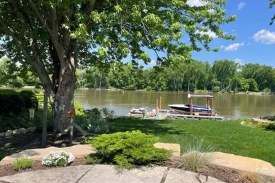 Image de The Heron House – Modern riverfront retreat near downtown Hastings