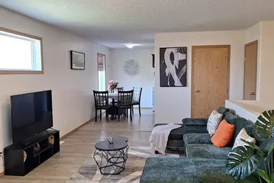 Image de Cozy 2 Bedrooms in a stylish home in Central Brandon