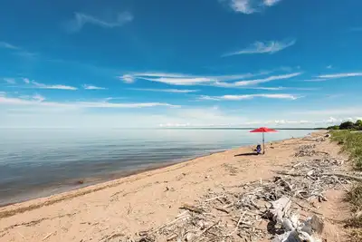 Image de Beach Front, Park Point, Rare Find